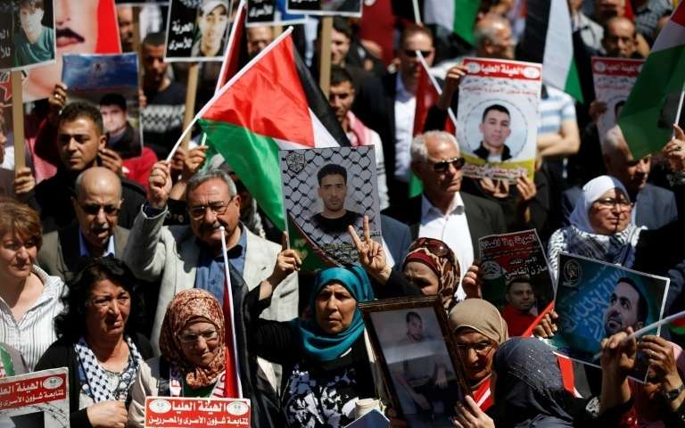Grève de la faim collective de détenus palestiniens