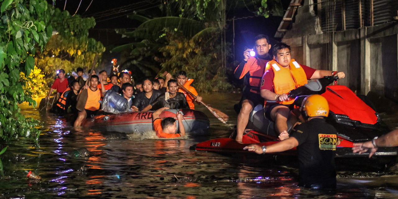 Philippines : 240 morts dans la tempête Tembin