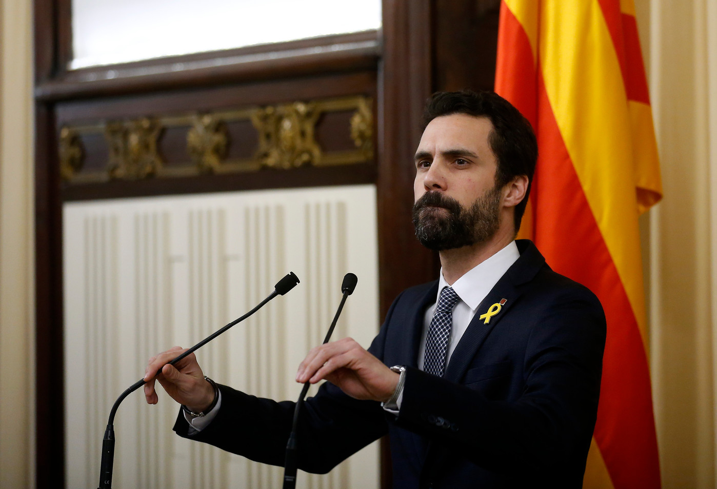 Investiture de Puigdemont : Rajoy met en garde le président du Parlement catalan