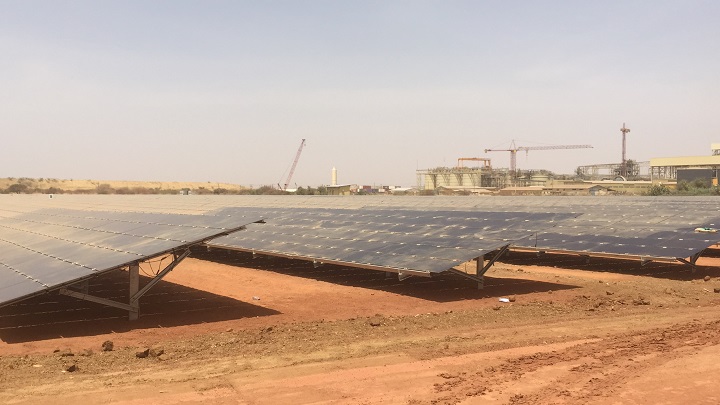 Le Burkina Faso se dote de la centrale solaire hybride la plus grande au monde