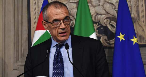 Italie : Carlo Cottarelli chargé de former un gouvernement de transition