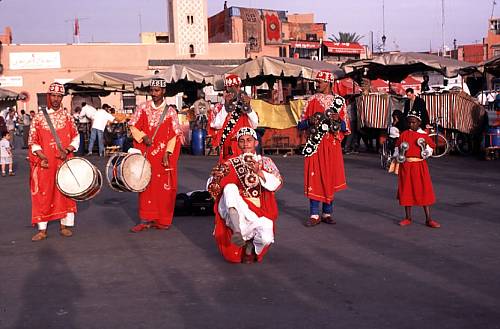 La ville française de Thionville vibre aux sons et couleurs de Marrakech