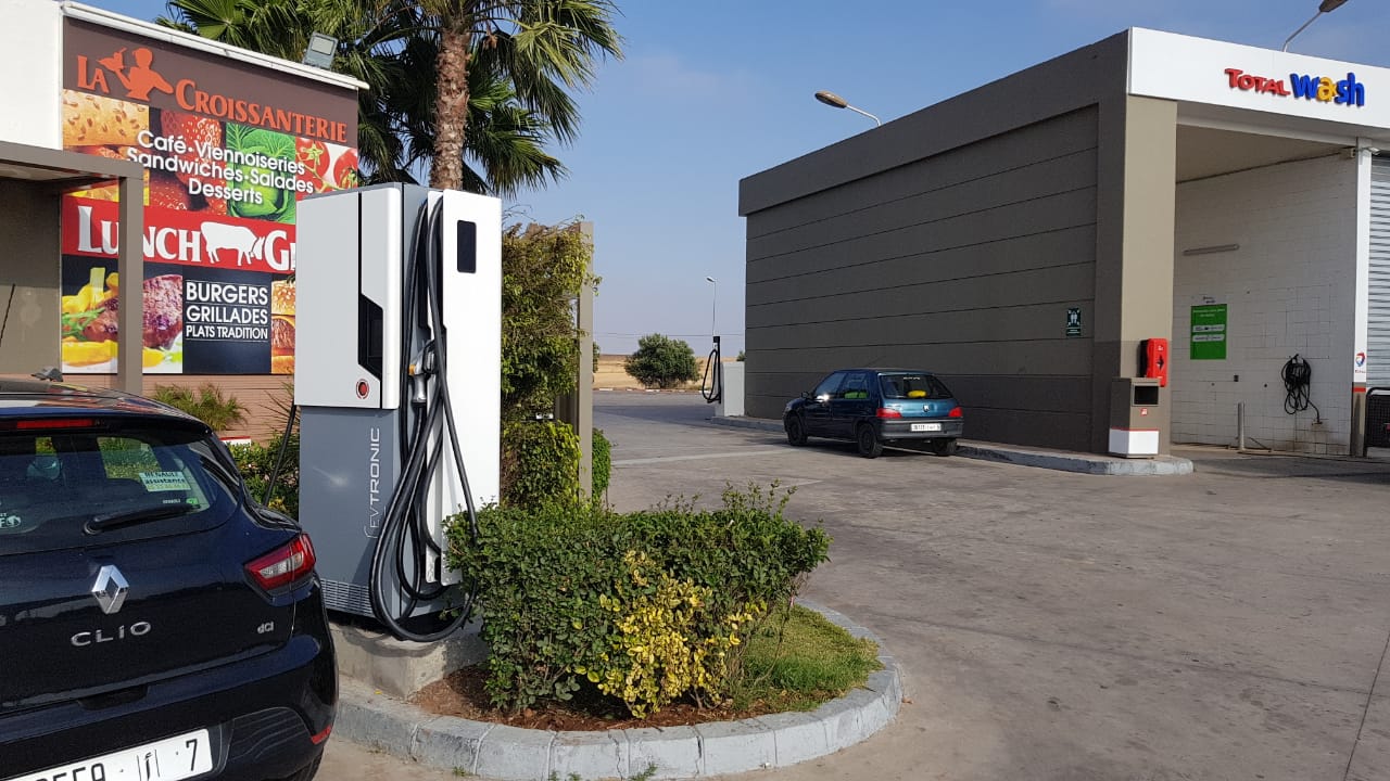 Voitures électriques : Total Maroc équipe 15 stations-service de bornes de recharge
