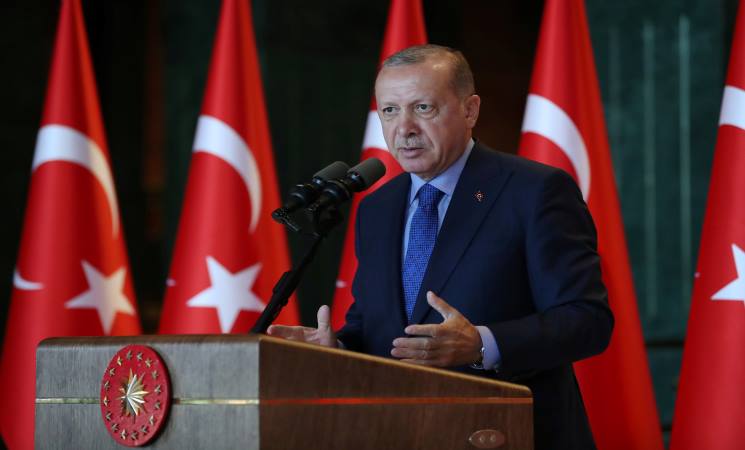 Ankara veut se passer du dollar dans ses échanges commerciaux avec Moscou