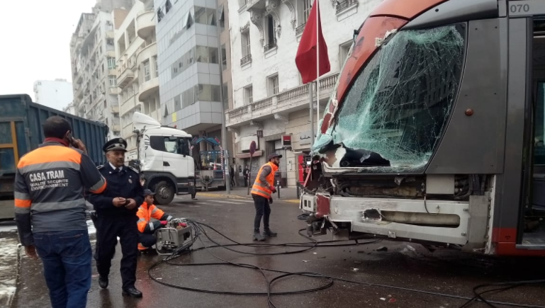 Casablanca : Un camion percute le tramway