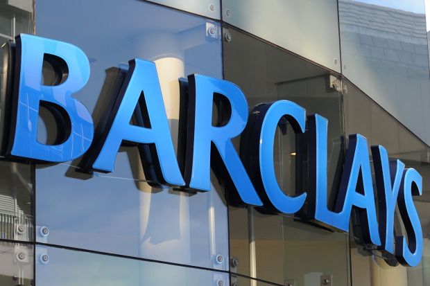 Bataille au sommet de Barclays