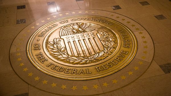 La Fed maintient inchangé son taux directeur