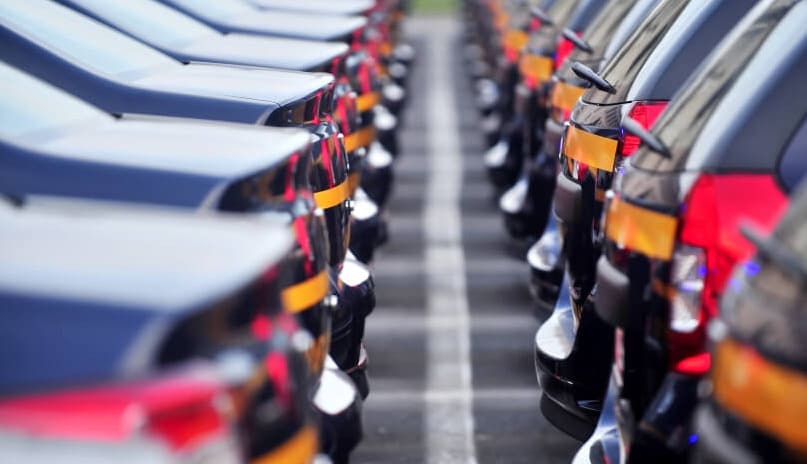Automobile : Le marché limite sa baisse à -33% en juin