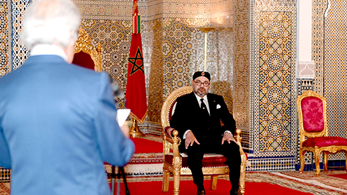 Le Roi Mohammed VI reçoit Wali Bank Al-Maghrib