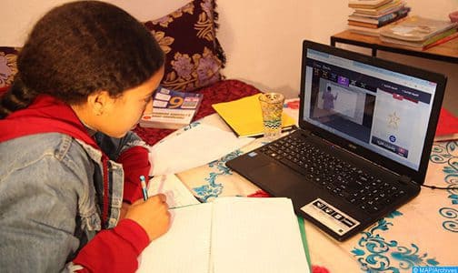 Fès-Meknès : 26 Établissements publics et privés adoptent l’enseignement à distance