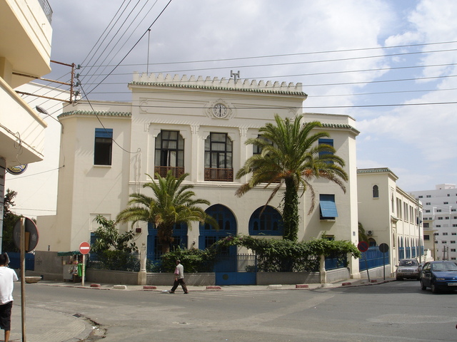 Covid-19/Enseignement : Les Lycées Regnault et Ibnou Elkhatib à Tanger fermés
