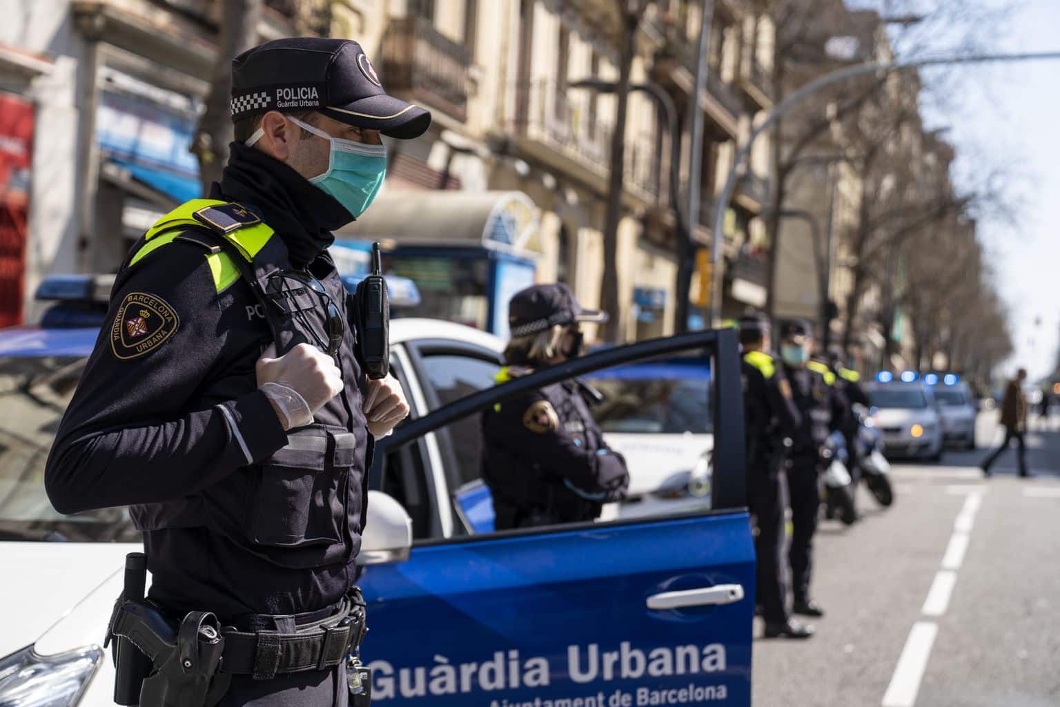 Covid-19: Six mois d'état d’urgence sanitaire et de couvre-feu en Espagne