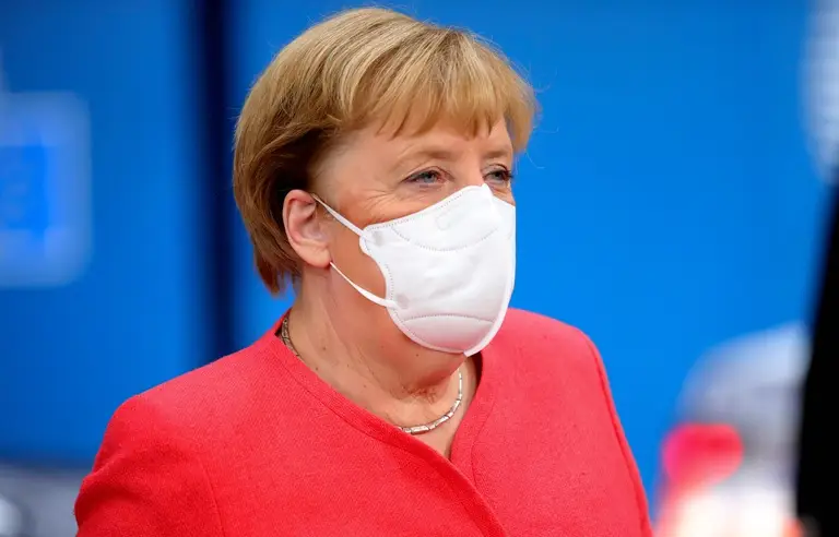 Merkel durcit les mesures restrictives en Allemagne