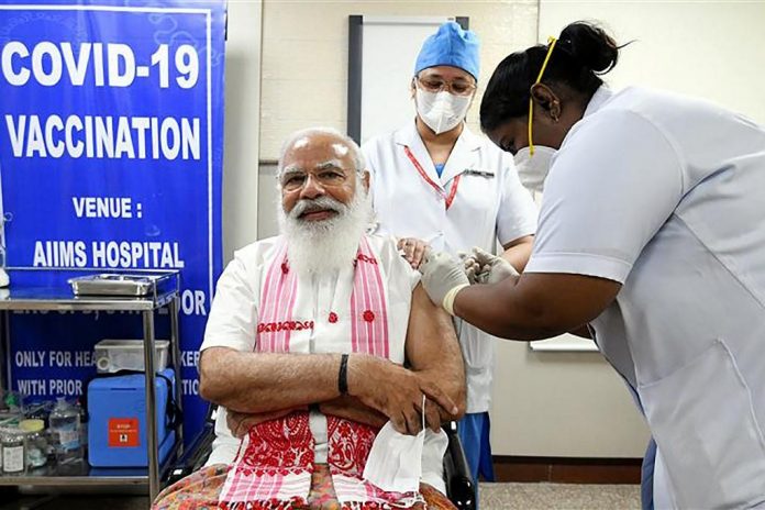 Inde/Covid-19: Un total de 20 millions d’infections, le rythme de vaccination trop lent
