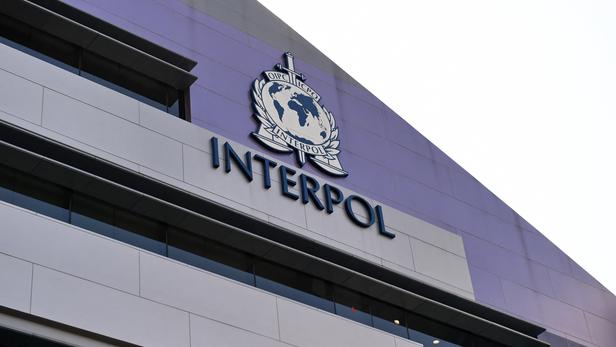 Interpol-Fraude en ligne en Asie: Près de 600 personnes arrêtées, 1.600 comptes gelés et 83 millions de dollars de fonds illicites saisis