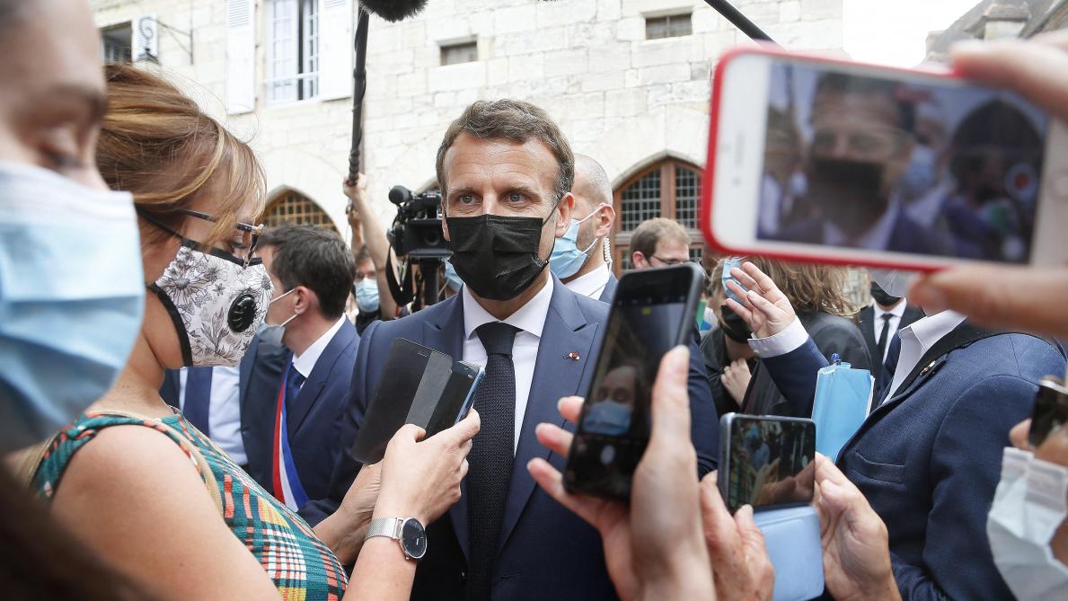 Macron giflé : Deux hommes de 28 ans interpellés