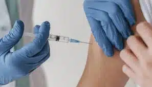 Covid-19: officiel. La vaccination élargie aux jeunes de 18 ans et plus dès ce samedi 14 Août