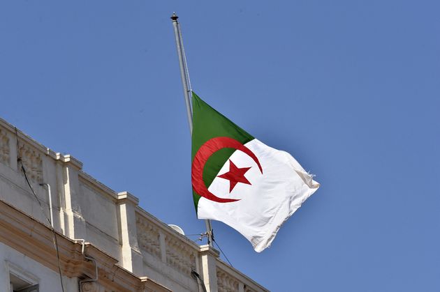 Alger rappelle son ambassadeur en France "pour consultations" (officiel)