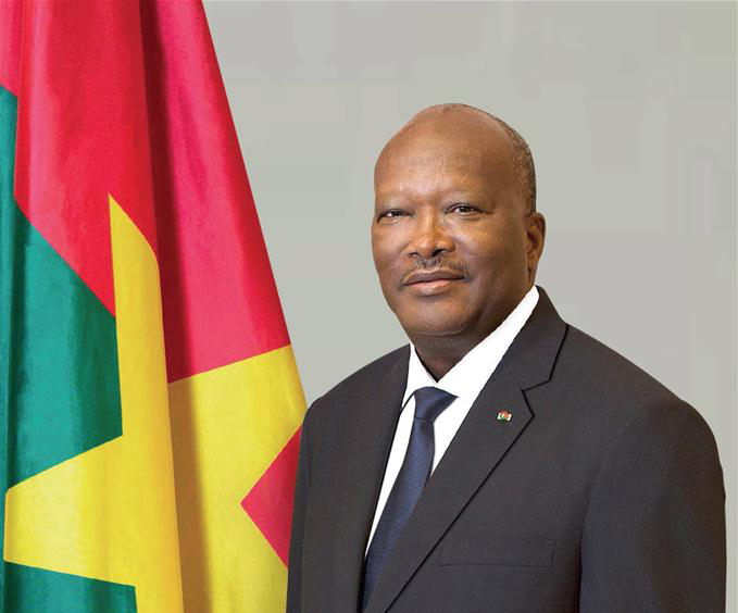 Coup d’Etat au Burkina Faso : Le président Kaboré détenu par des soldats mutins