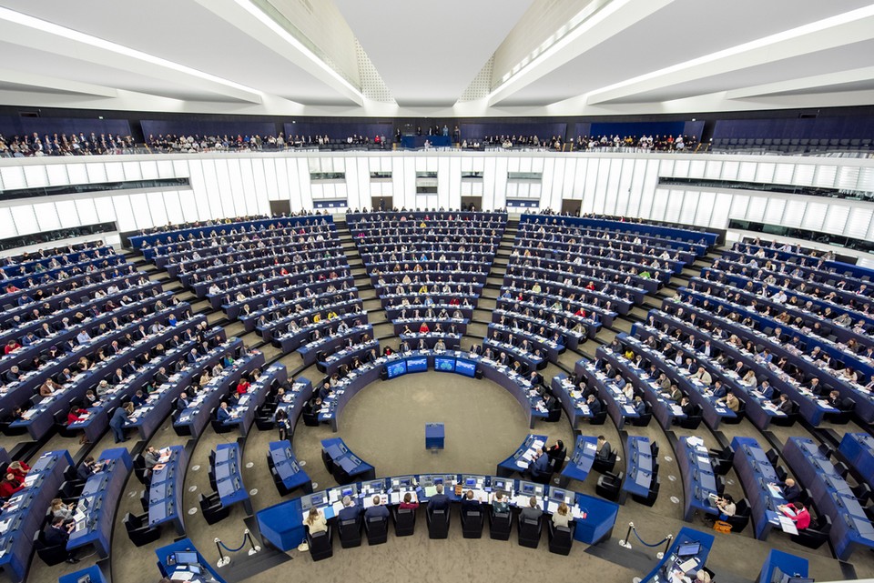 Le Mouvement Populaire condamne les «manœuvres abjectes» du Parlement européen