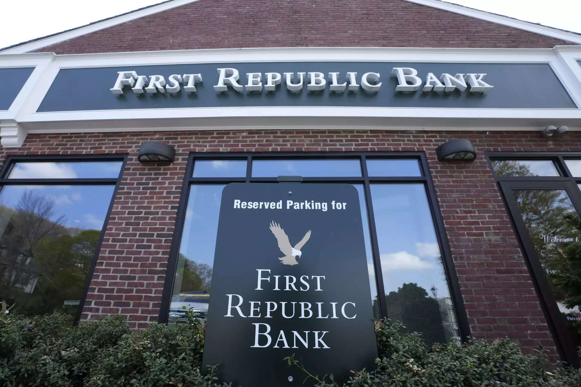First Republic Bank rachetée par JPMorgan
