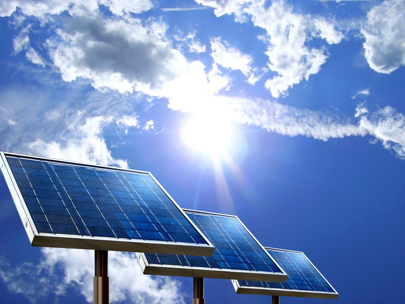 Les investissements dans le solaire devraient dépasser ceux dans le pétrole en 2023