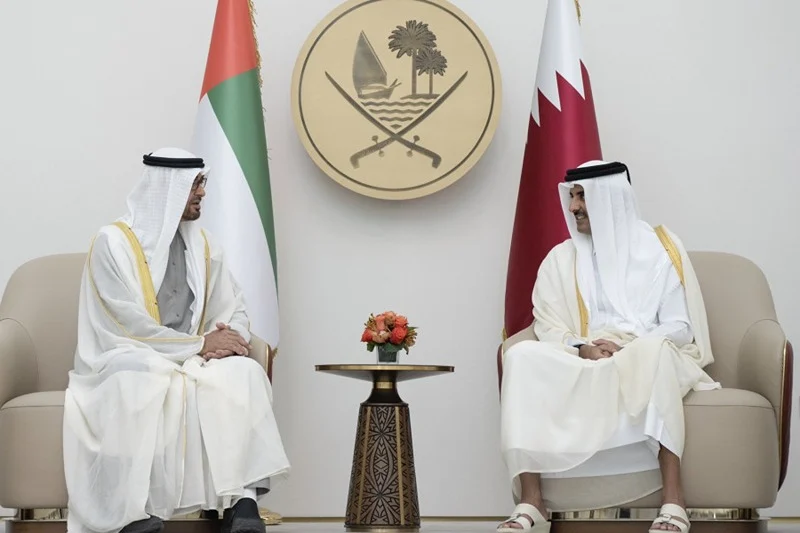 Les Emirats arabes unis et le Qatar annoncent le rétablissement de leurs représentations diplomatiques