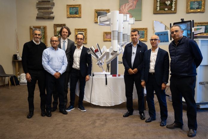 Chirurgie : Le Groupe Akdital acquiert le robot Da Vinci