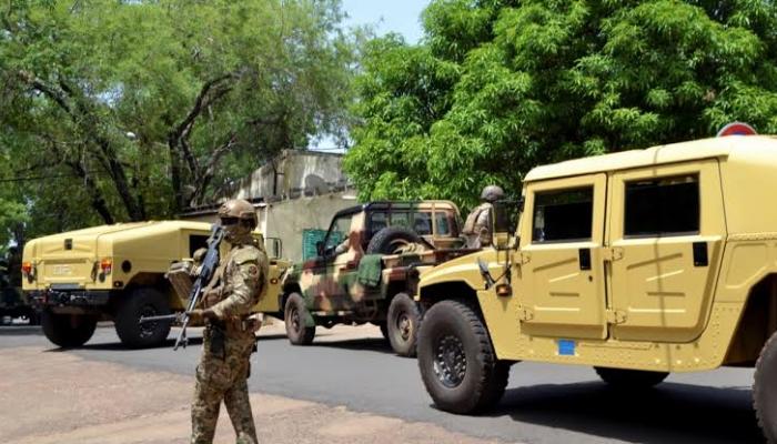 Mali : Tirs et explosions dans la capitale Bamako