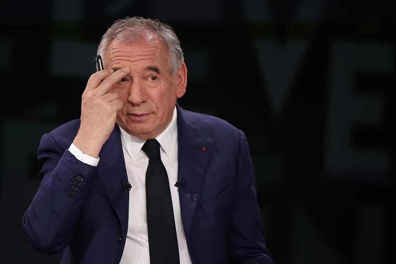 Nouveau gouvernement français : Bayrou, l’aventurier de Koh-Lanta