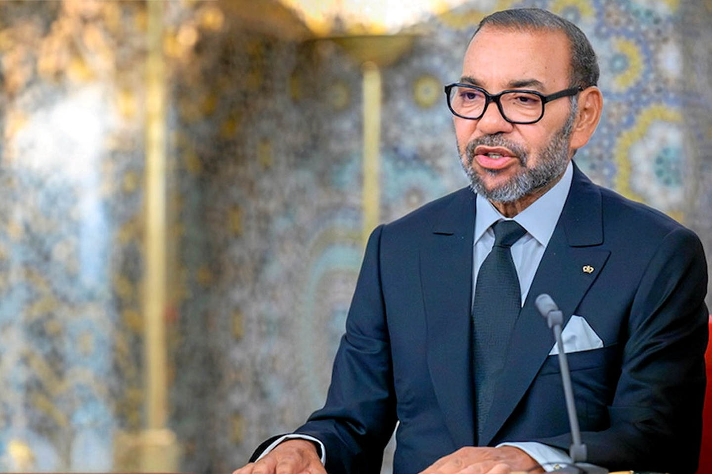 Le Roi reçoit à Rabat plusieurs ambassadeurs étrangers