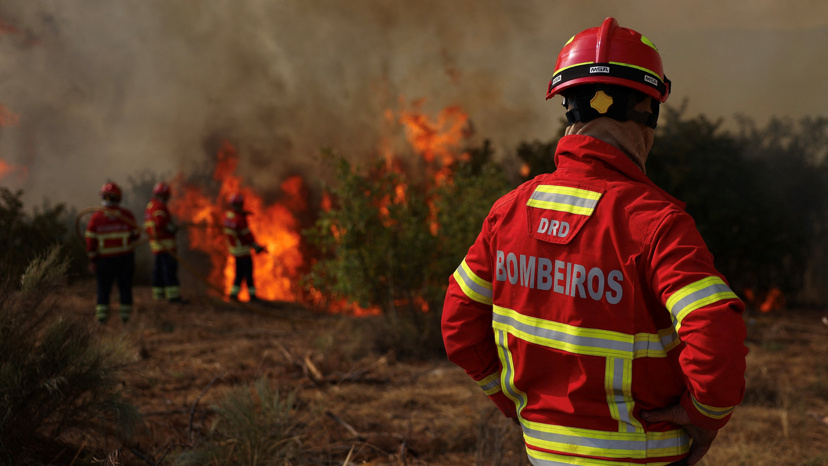 Canicule : Les incendies font rage dans la péninsule ibérique