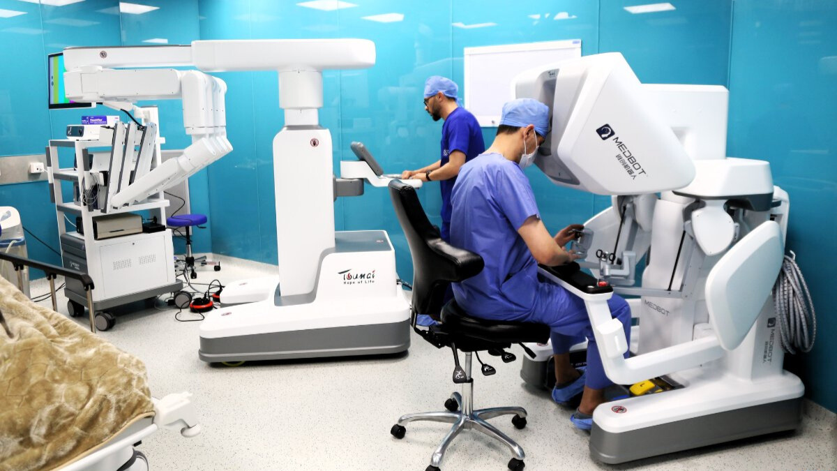 Oncorad Group réalise une première implantation robotique d’un sphincter urinaire en Afrique