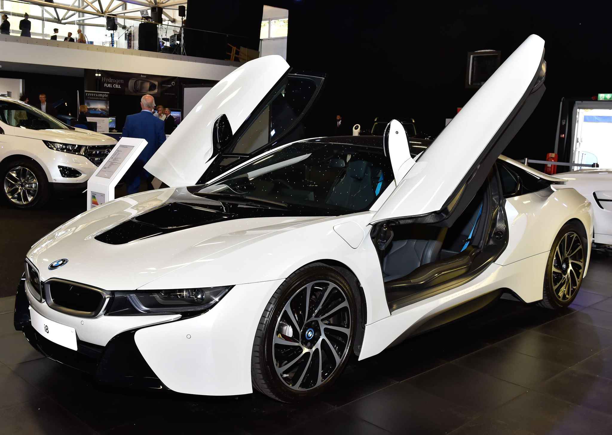 BMW projette de tester 40 voitures autonomes sur les routes