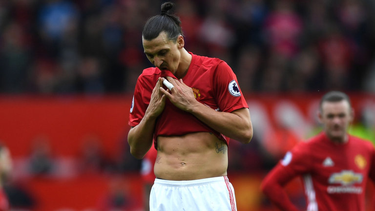 Manchester United : Zlatan Ibrahimovic suspendu trois matches